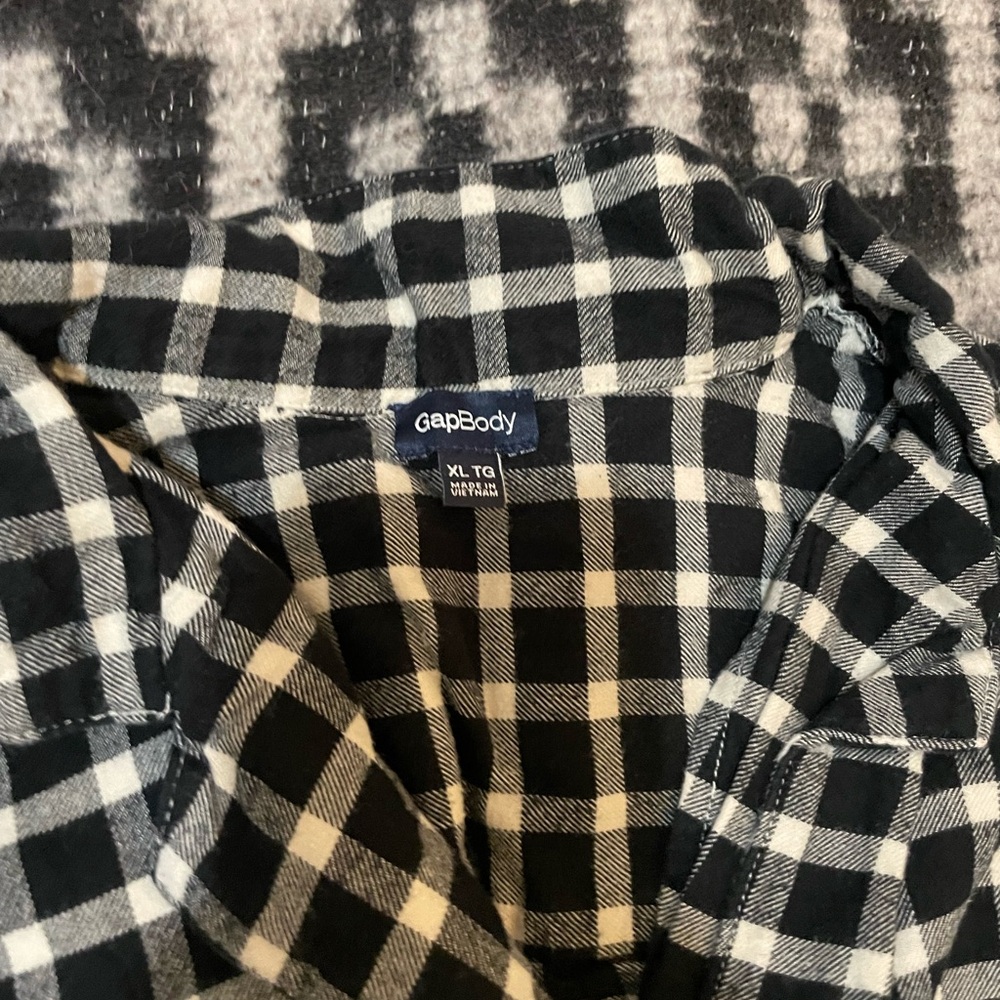 Gap Flannel PJ Set - Picture 3 of 4